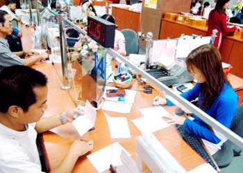 Giảm lãi suất chưa thể khơi dòng tín dụng ngay